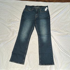 NWT - Old Navy Boot Cut Jeans with Built in Flex. Men’s jeans.Size 31 x 30.